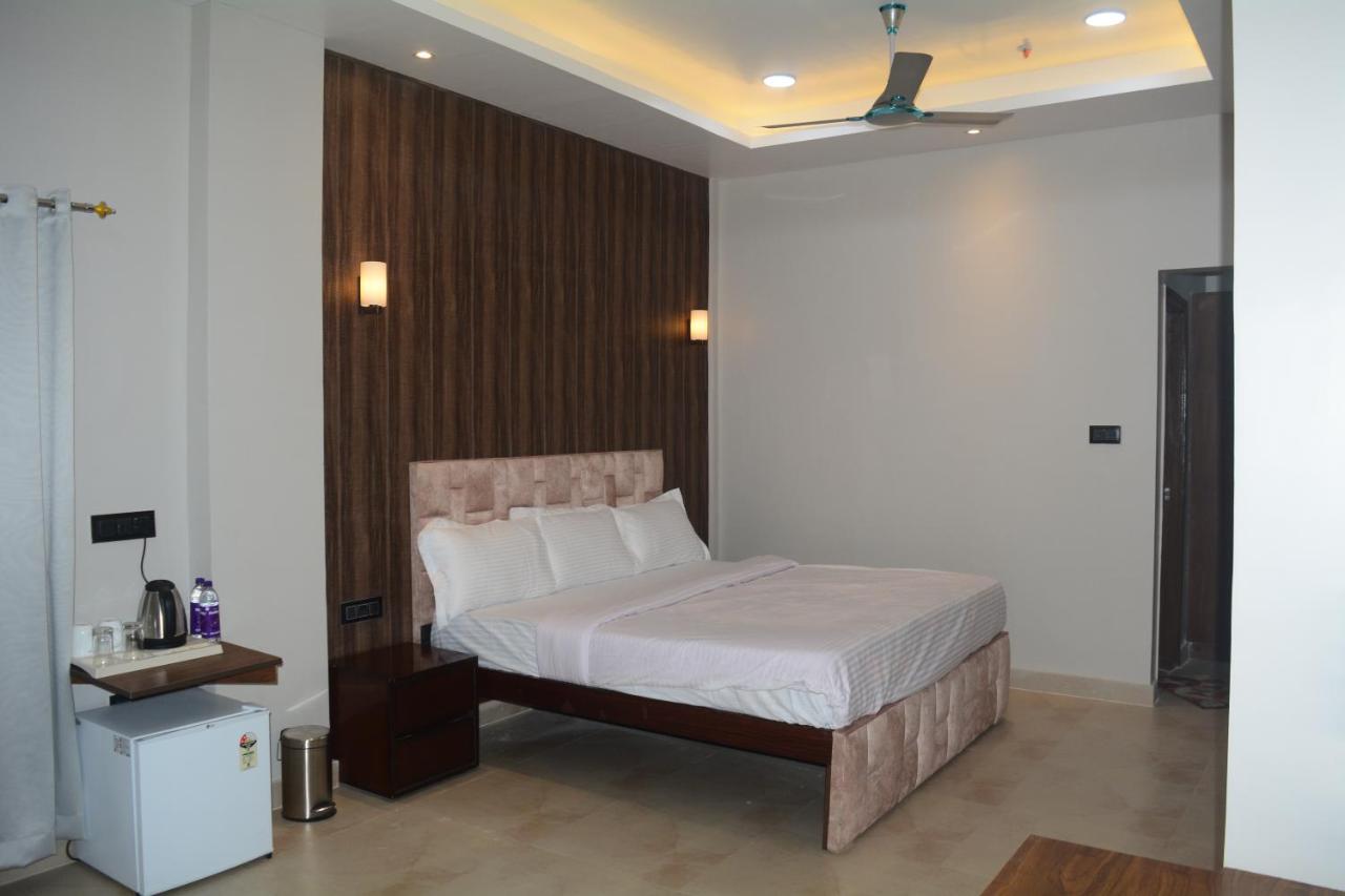 Maharaja Hotel & Banquet Darbhanga Esterno foto