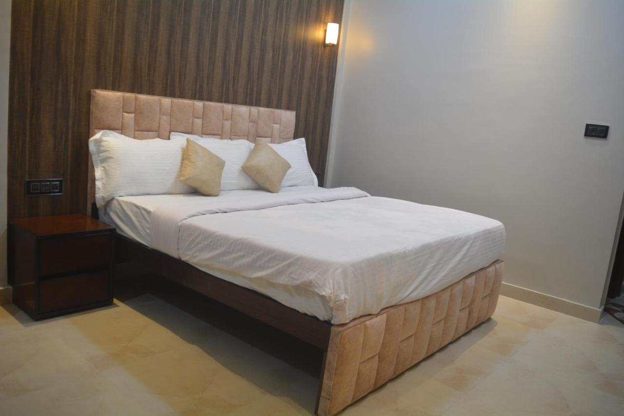 Maharaja Hotel & Banquet Darbhanga Esterno foto