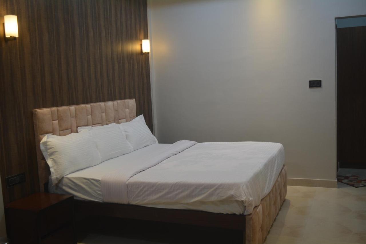 Maharaja Hotel & Banquet Darbhanga Esterno foto