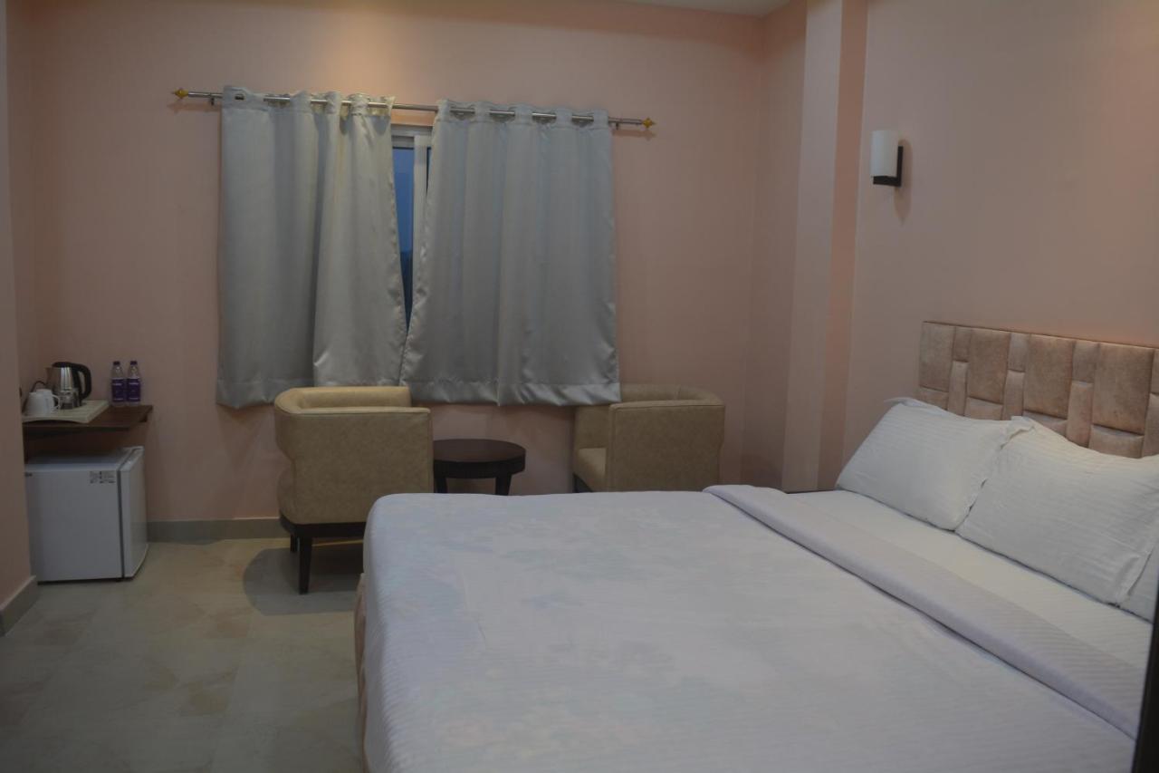 Maharaja Hotel & Banquet Darbhanga Esterno foto